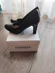 Nowe buty na obcasie