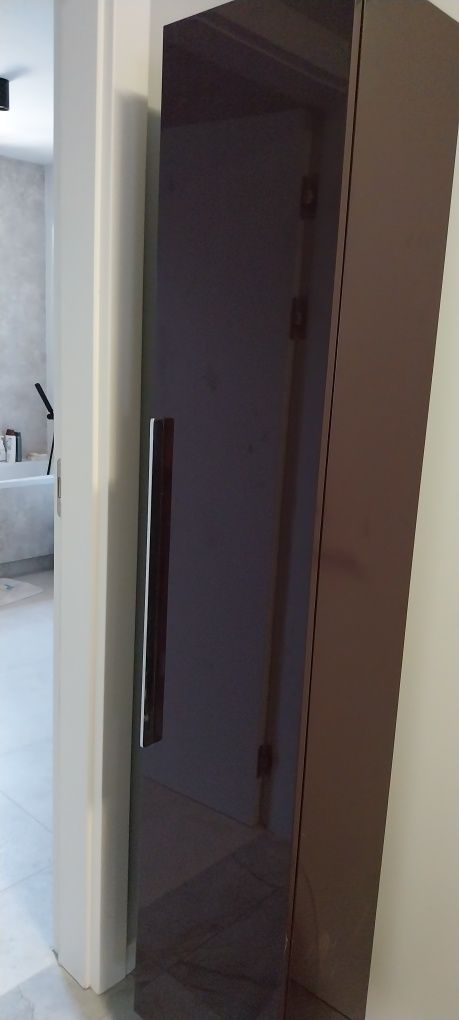 Słupek łazienkowy  plus szafka pod umywalkę