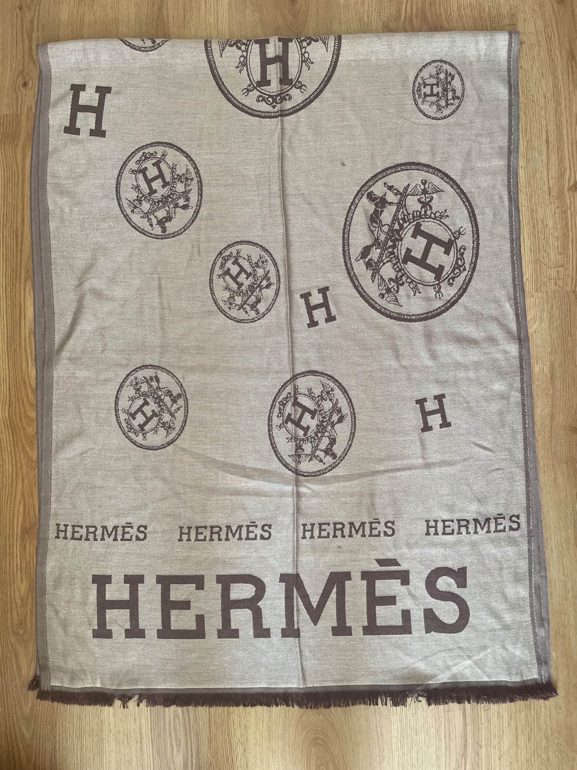 Szalik damski Hermes