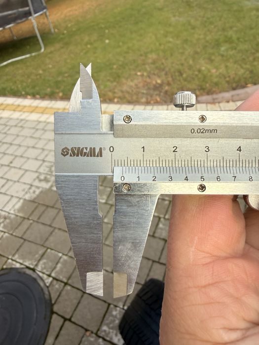 Bridgestone Blizzak 235/45 R18