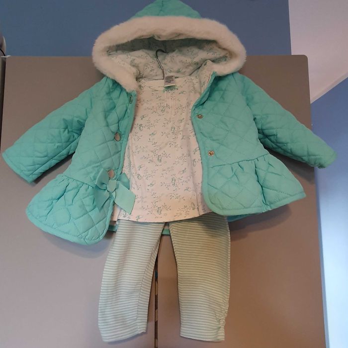 Uroczy 3 pack, przejsciowa kurteczka,bluzeczka i leginsy, 12 miesiecy