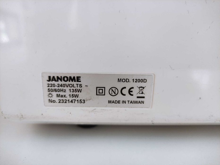 Janome 1200d Coverlock