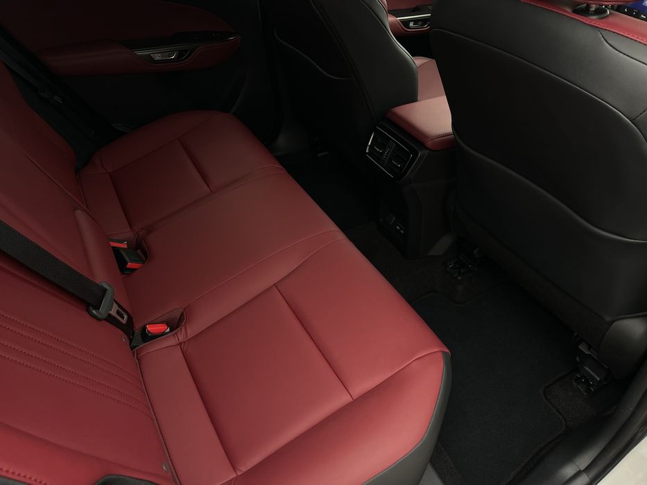 LEXUS NX250 2024 14 тыс км