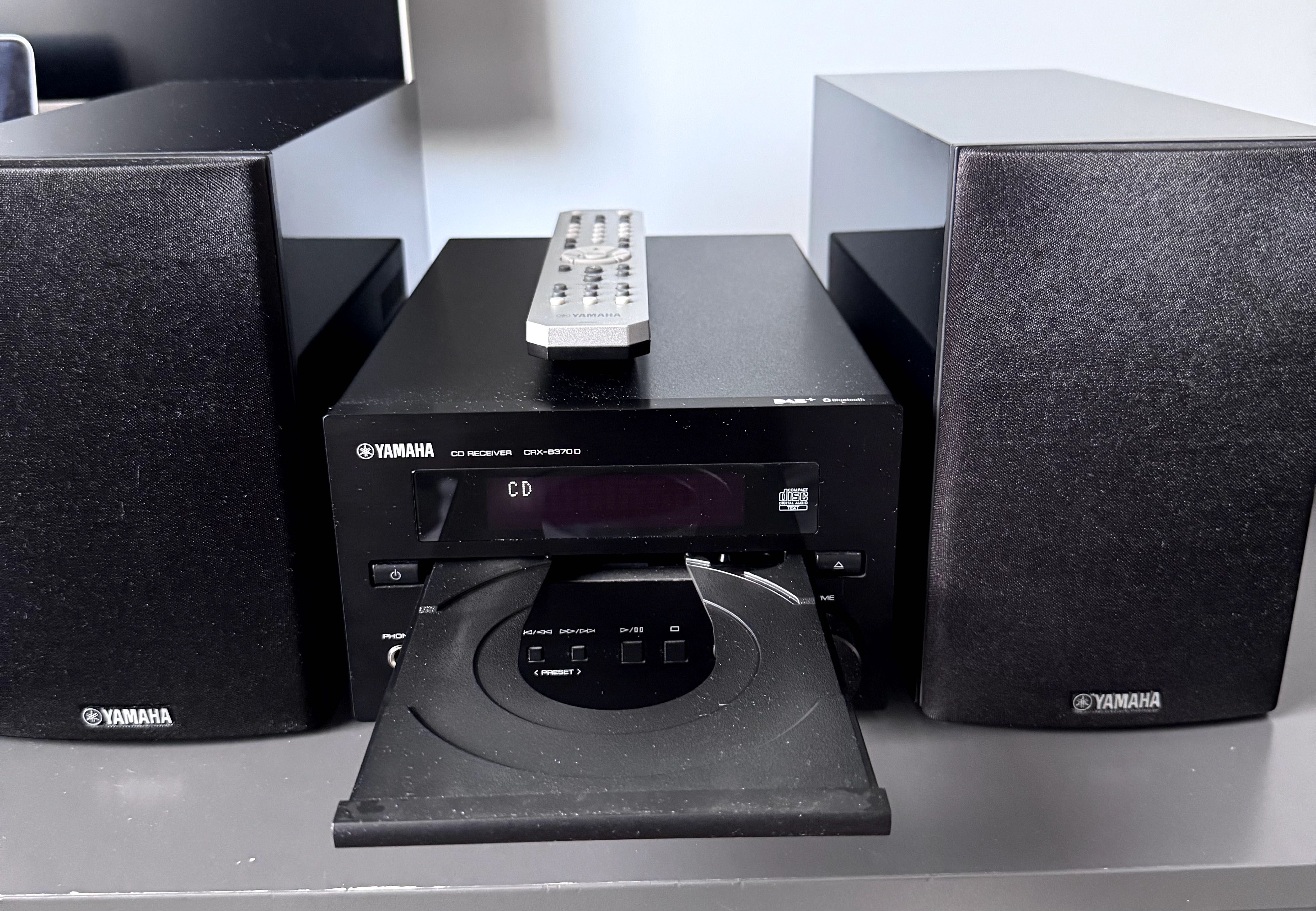 Mini wieża Yamaha CRX‑B370D Pianocraft + kolumny NS‑BP112 Piano Black