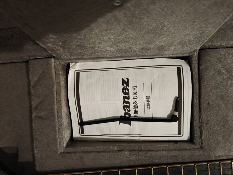 Guitarra eléctrica Ibanez RG970QMZ Premium (sem interesse em trocas)