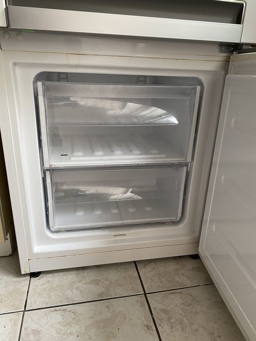 Lodówka  whirlpool blf 5121 w