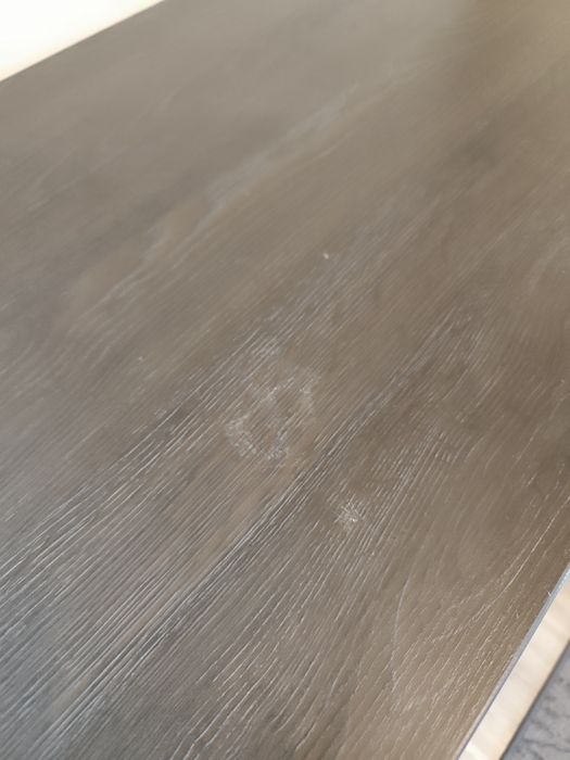 Biurko używane czarno-białe