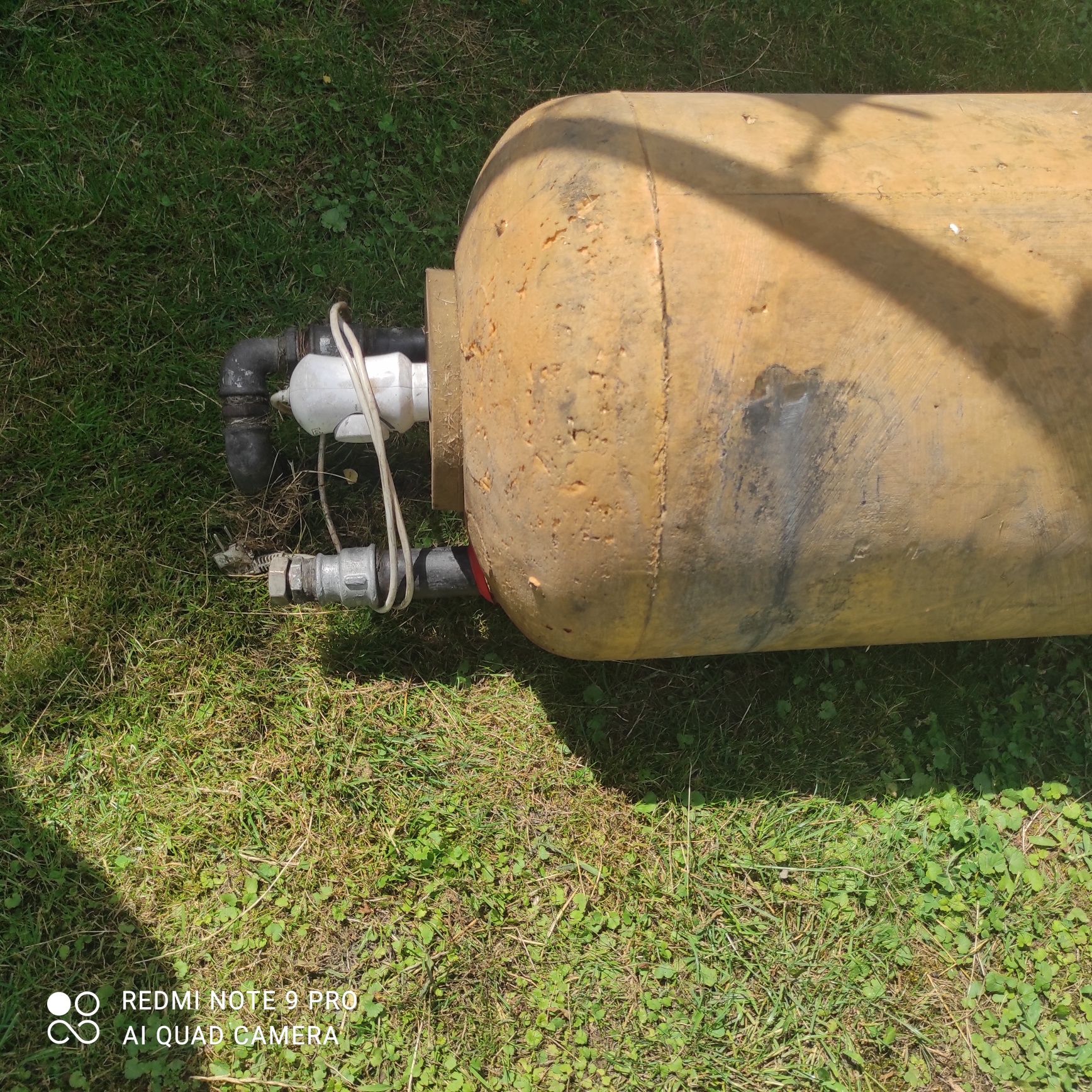 Boiler na wodę do pieca centralnego i prądu