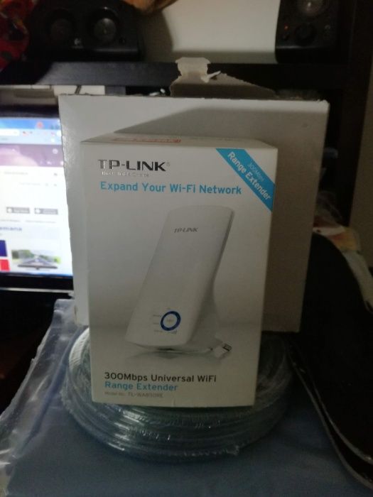 TP-LINK 300 Mbps Range Estender