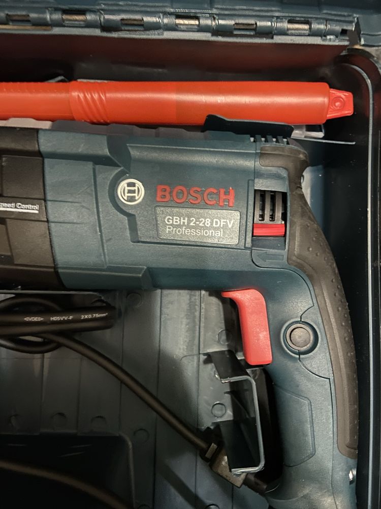 Перфоратор Bosch GBH 2-28 DVH