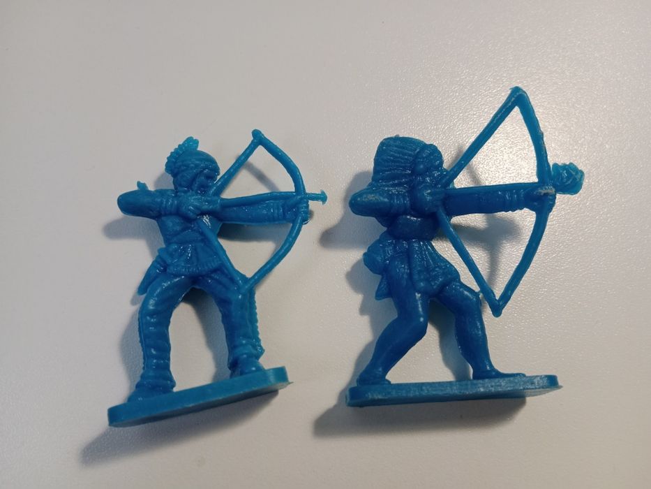 Indianie kowboj żołnierzyki figurki z PRL-u retro zabawki