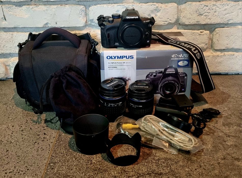 Aparat lustrzanka Olympus E-420