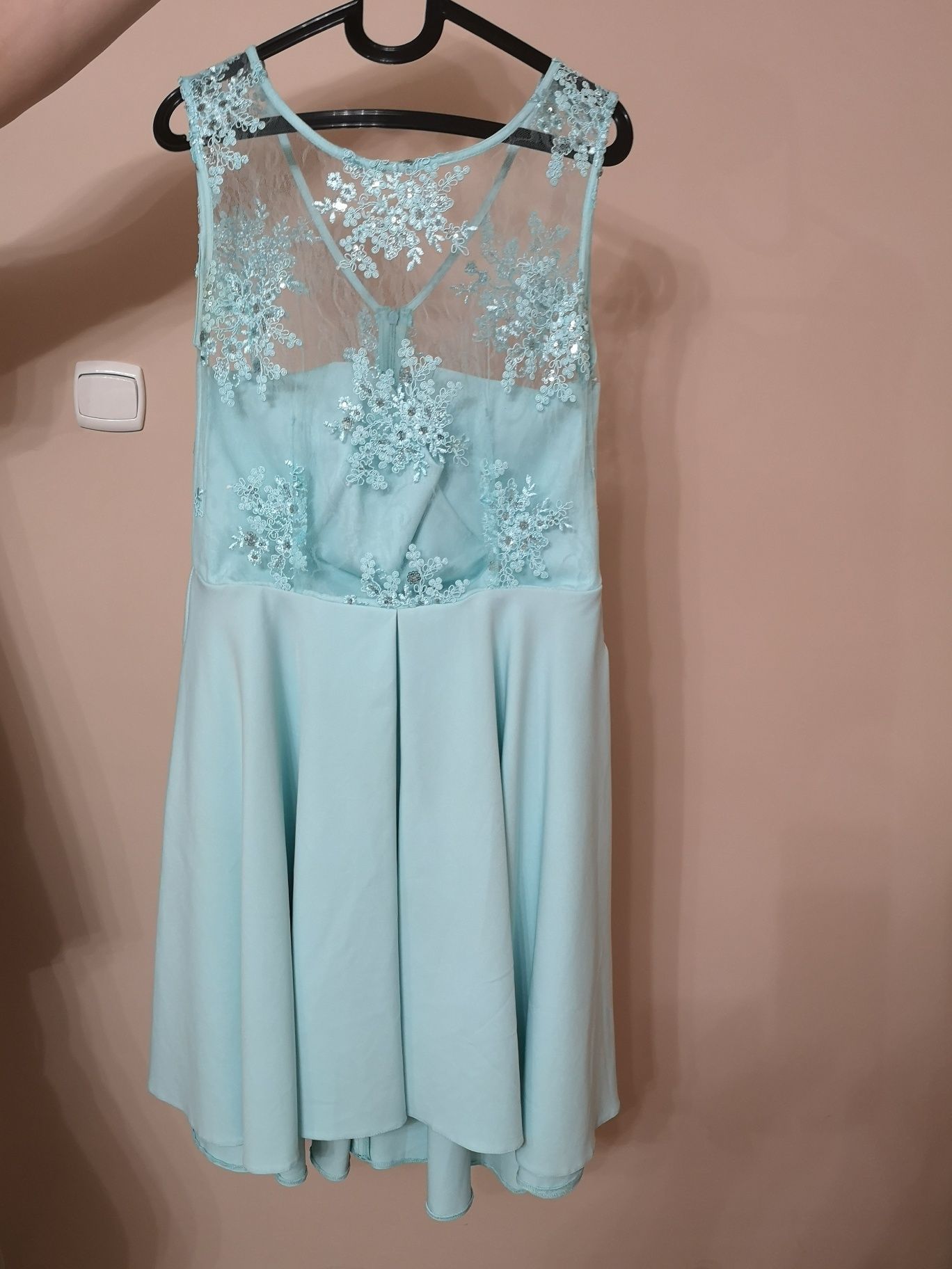 Sukienka elegancka