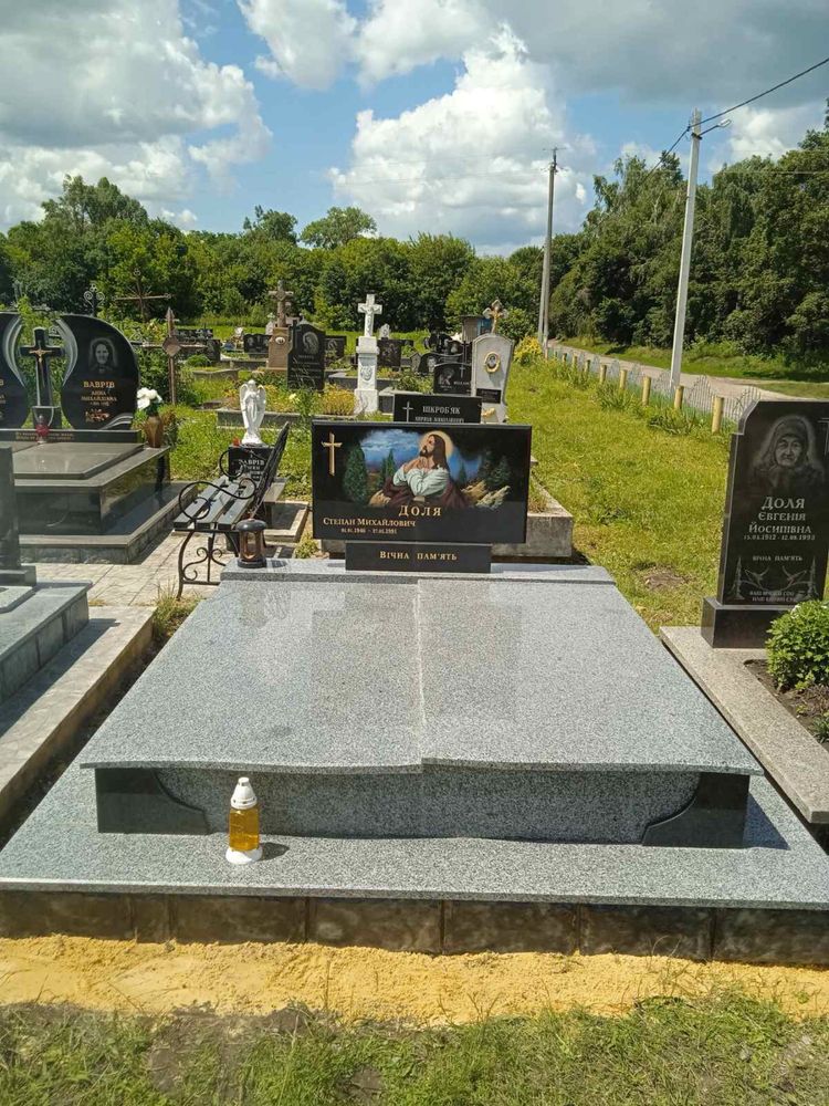 Памятники і монтаж памʼятники з граніту, швидко і якісно