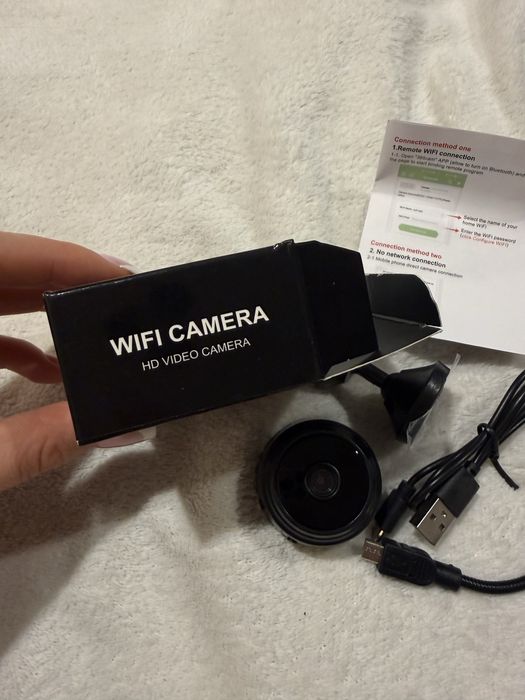 Mini ukryta kamera niania camera wifi