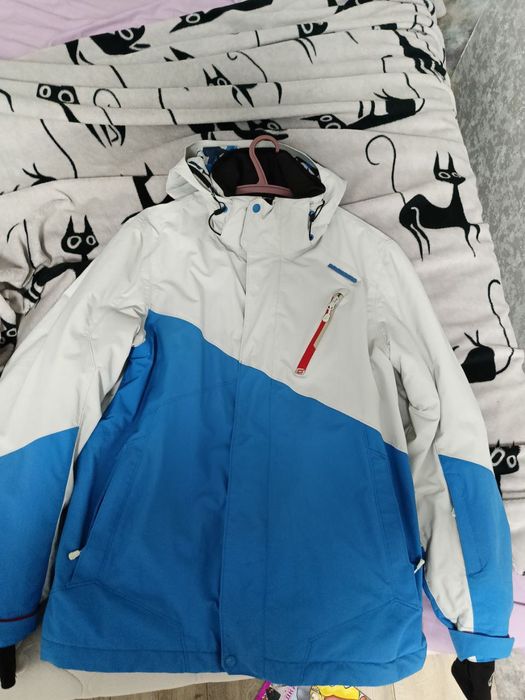 Чоловіча демісезонна,на осінь куртка belowzero