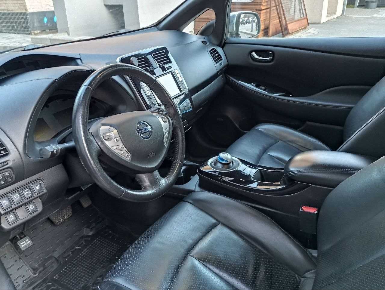 Nissan Leaf 2014 TEKNA | 160kм | 12/12 | 24 кВт