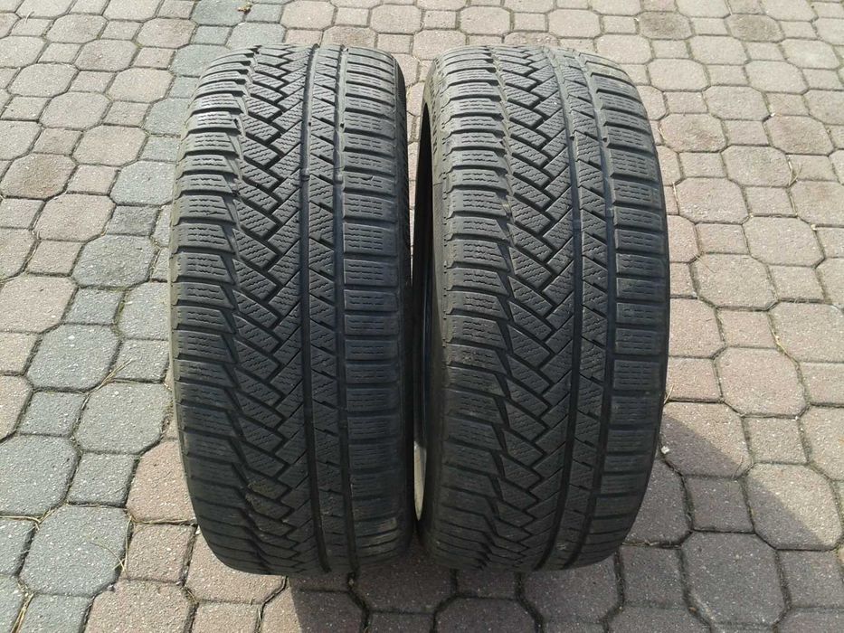 225/45R18 Continental TS850P