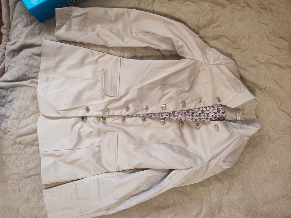 Сукні 42 розмір ідеальний стан