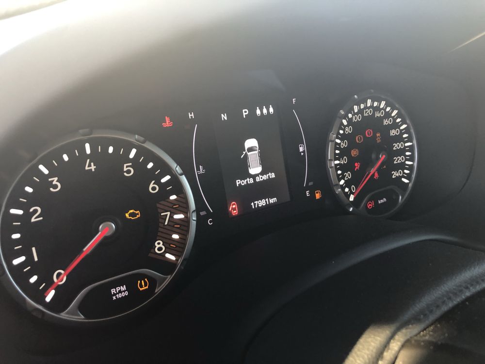 Jeep Renegade J18 gasolina