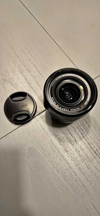 Lente Fuji como nova e flash