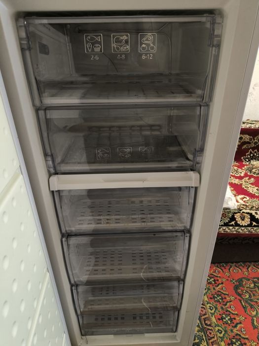 Продам морозильну камеру "Beko"б/у у гарному стані