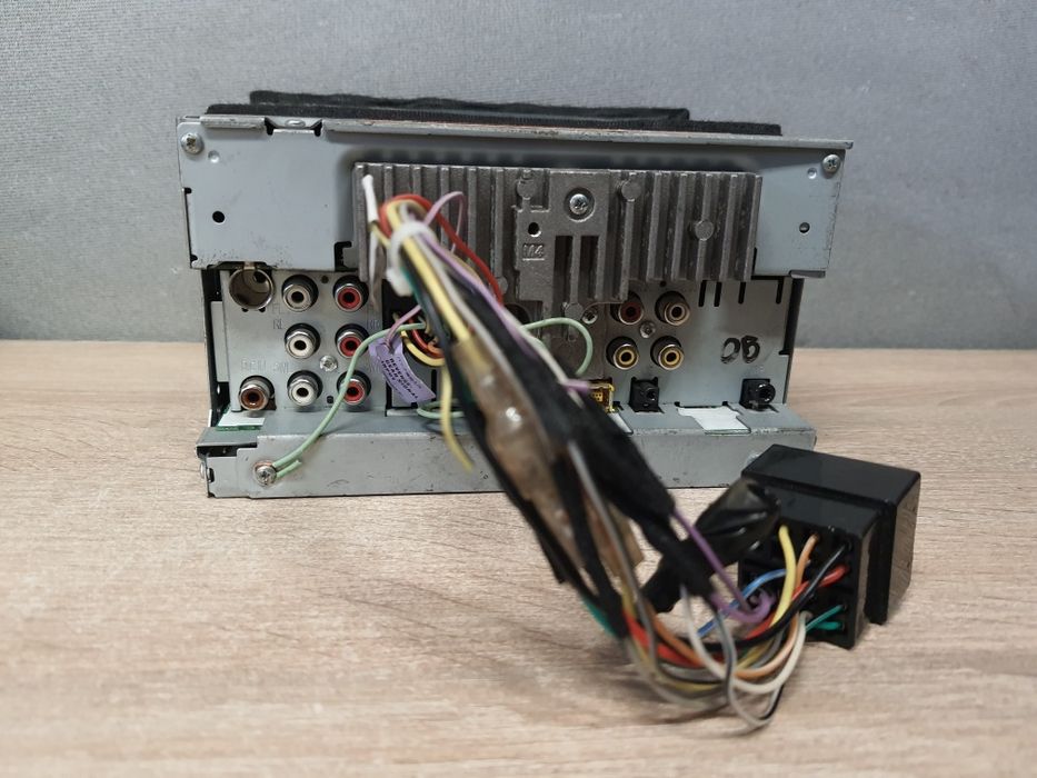 Radio samochodowe Pioneer AVH-2400BT Bluetooth, CD, USB AUX RCA Kolory