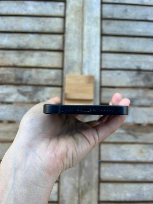 iPhone 13 - 128GB Preto