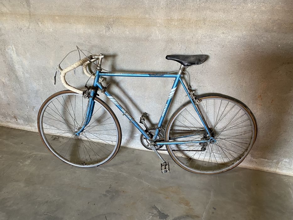 Bicicleta de estarda