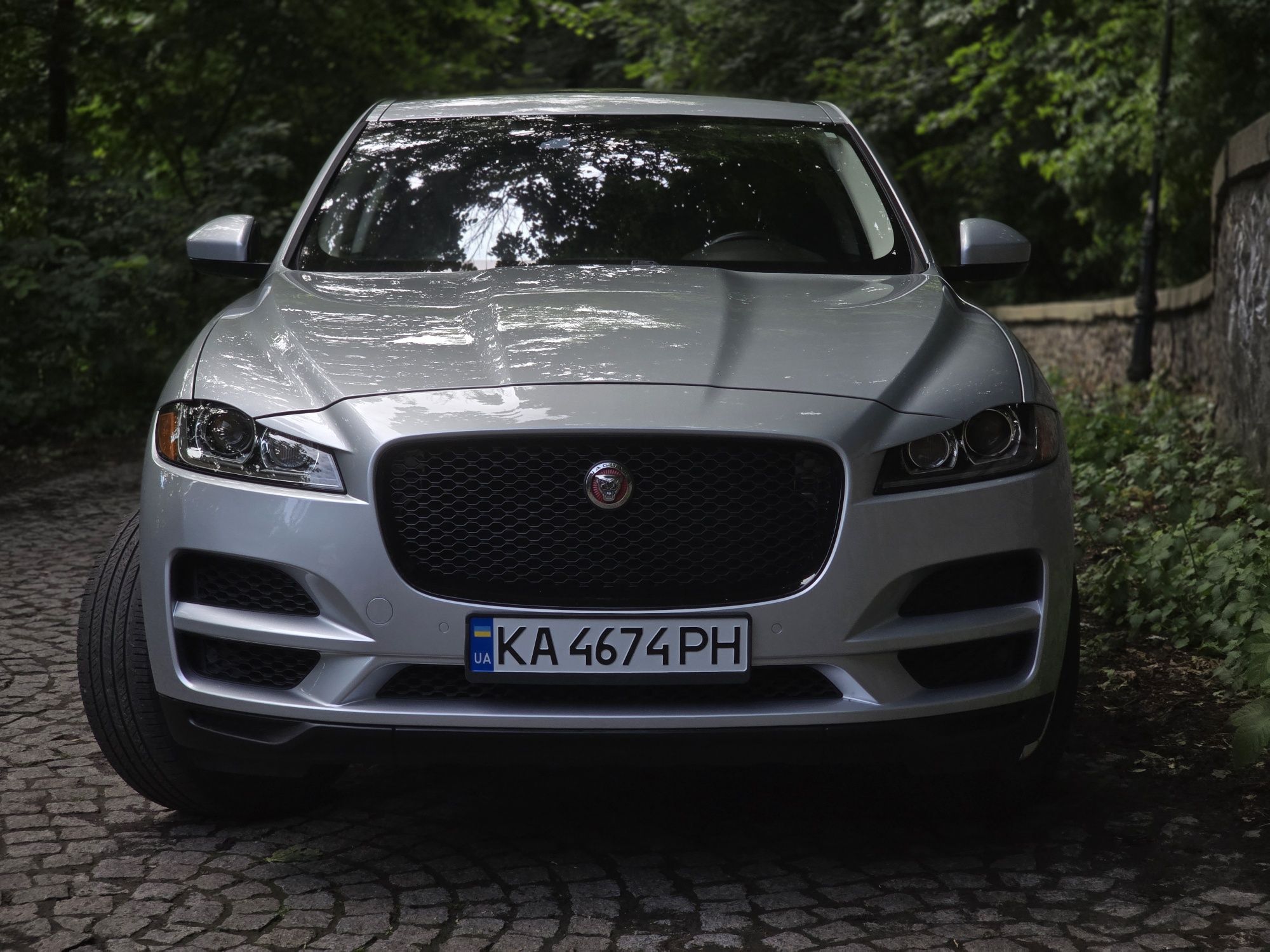 Продам Jaguar f-pace 2018