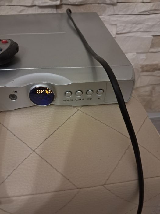 Odtwarzacz DVD Manta O41