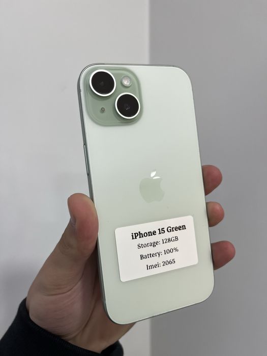 iPhone 15 128GB Green