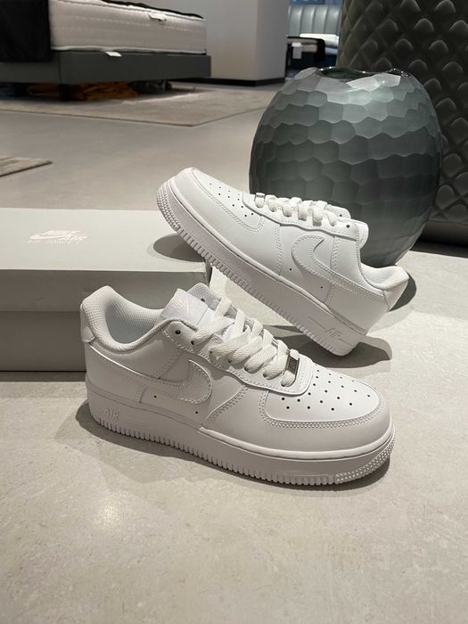 Pozostała modaNike_Air_Force_1_White_ButyModa_R.42