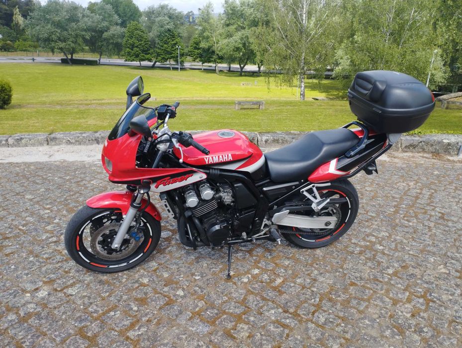 Yamaha Fazer 600