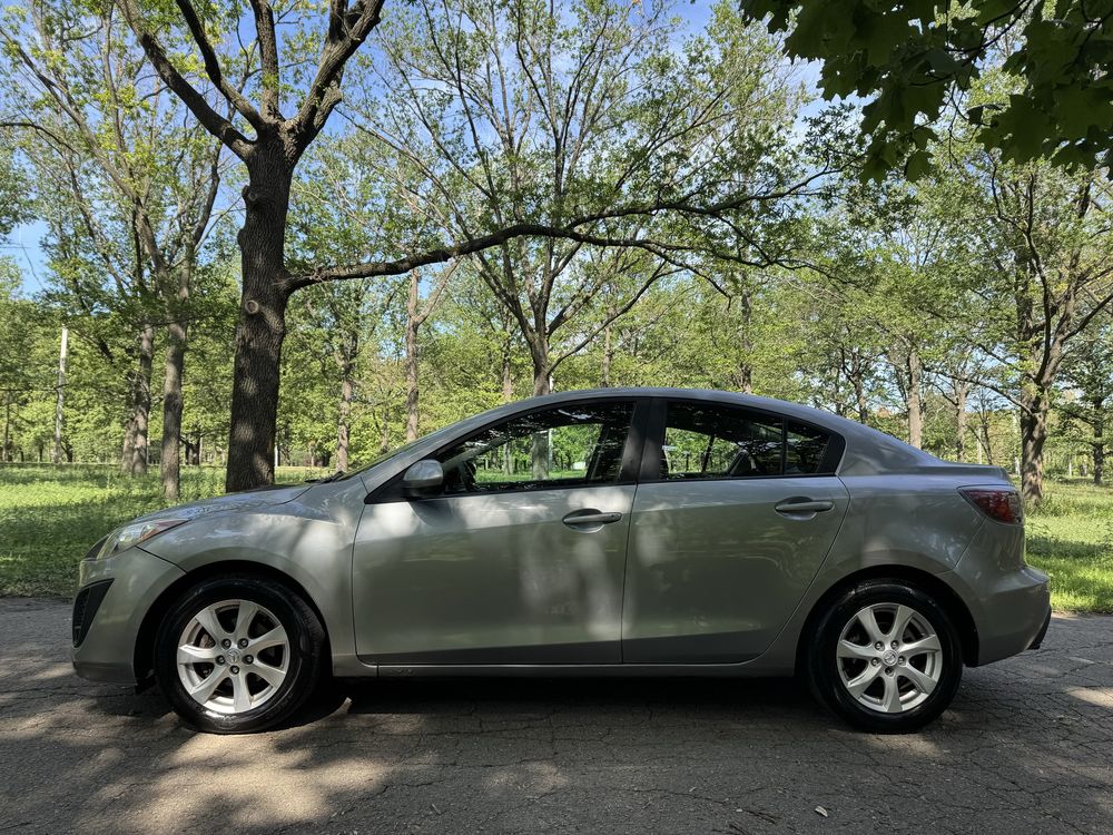 Mazda 3 2010 2.0 автомат