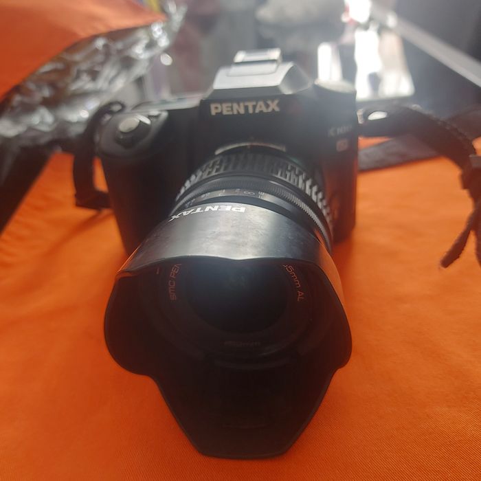 Maquina pentax k 100. Com