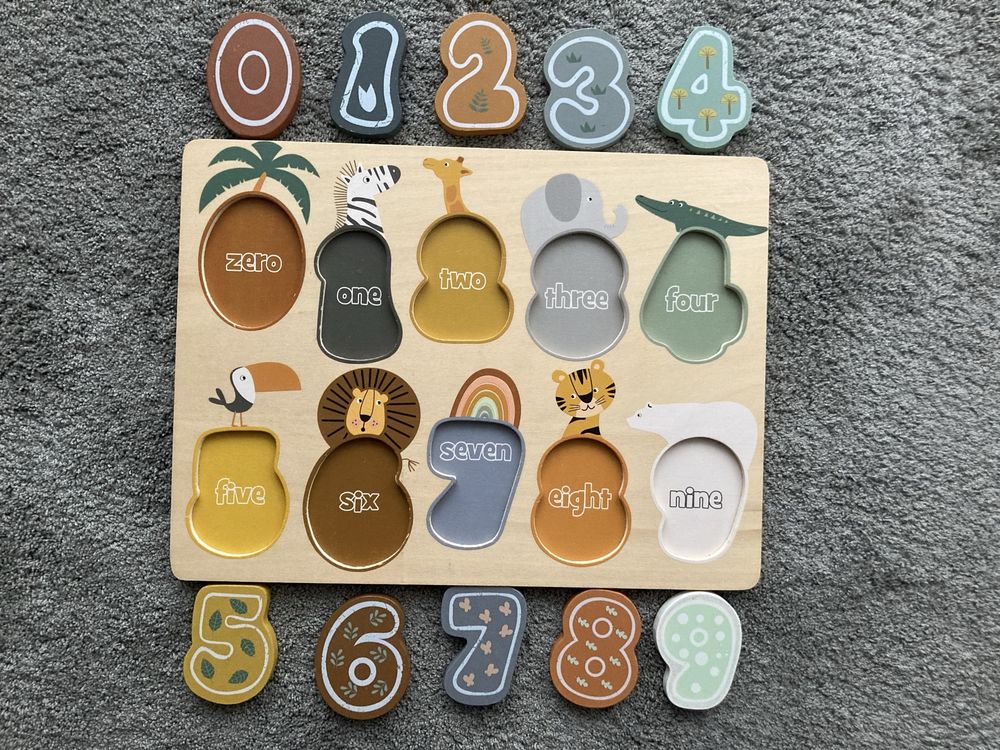 Drewniane cyferki safari zabawka Montessori