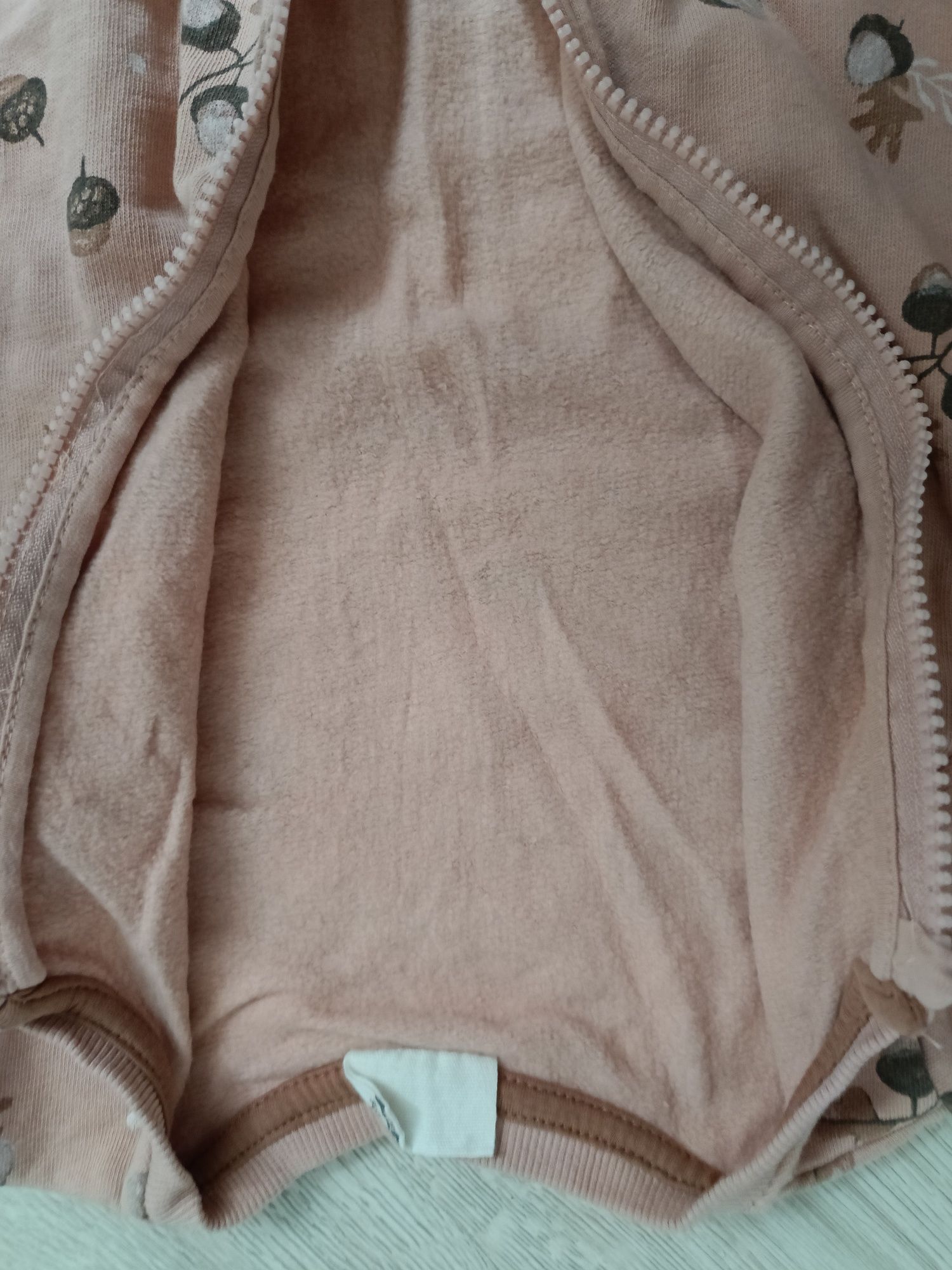 Bluza-sweter 92.