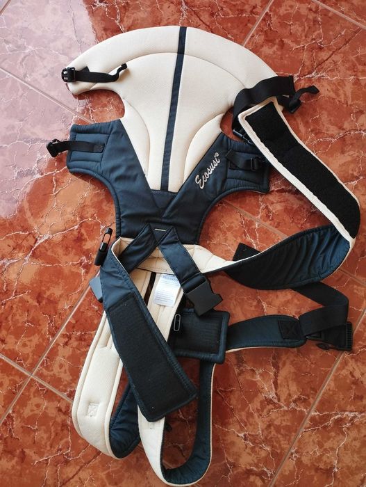 Escorrega, triciclo, espreguiçadeira, banheira, marsúpio e andarilho