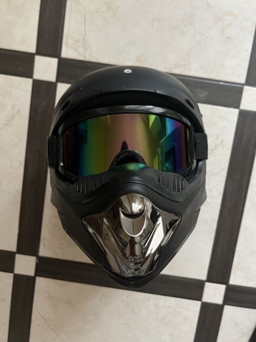 Мотошолом для мотоциклу