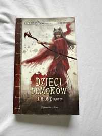 Książka „Dzieci Demonów” J.M. Mc Dermott okładka miękka