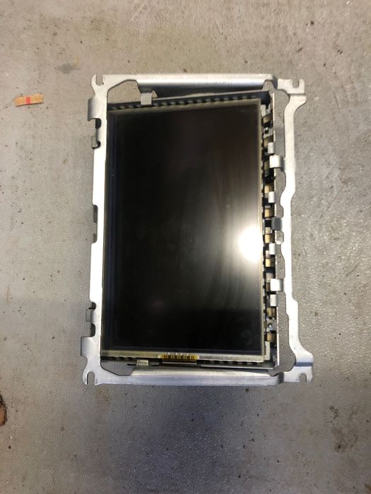 Jaguar xf wyswietlacz nawigacji ekran lift