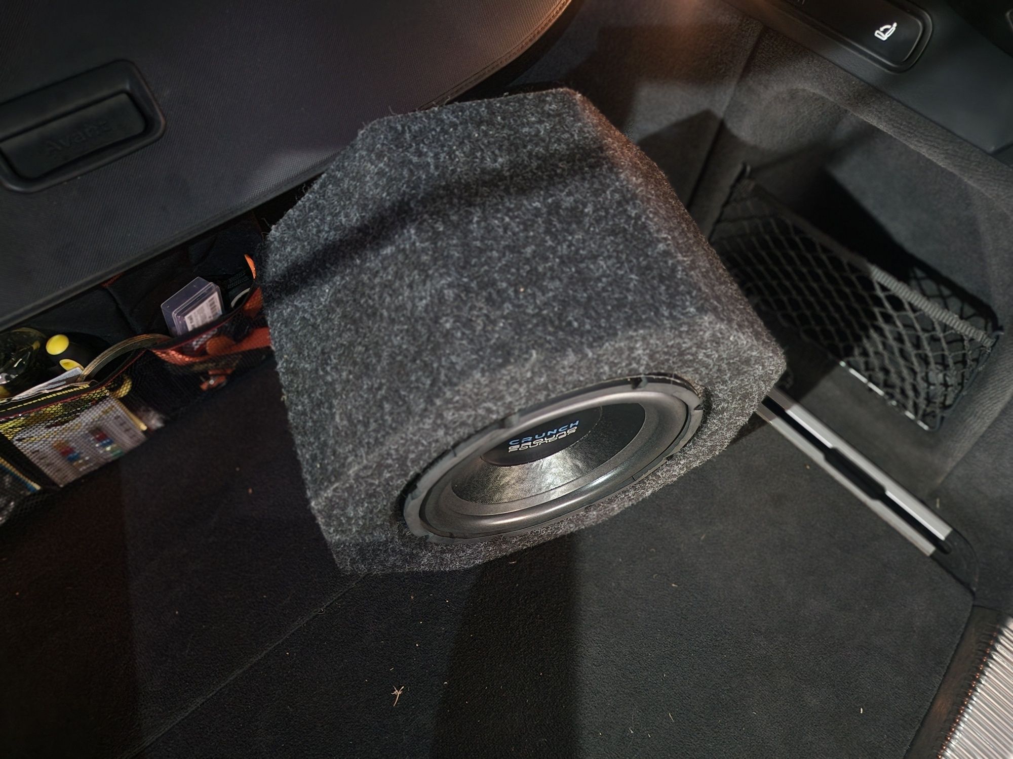 Skrzynia basowa subwoofer tuba Głośnik 25 cm Crunch GTO10BP 300 RMS