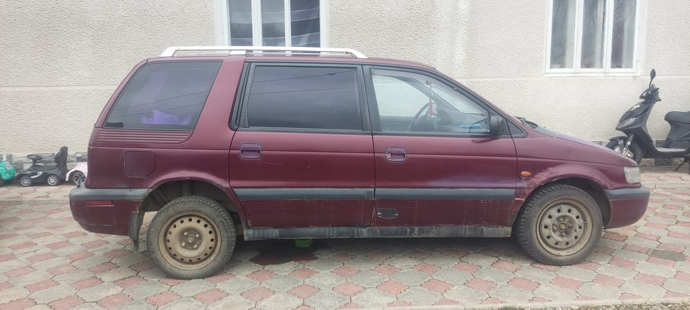 Mitsubishi space wag