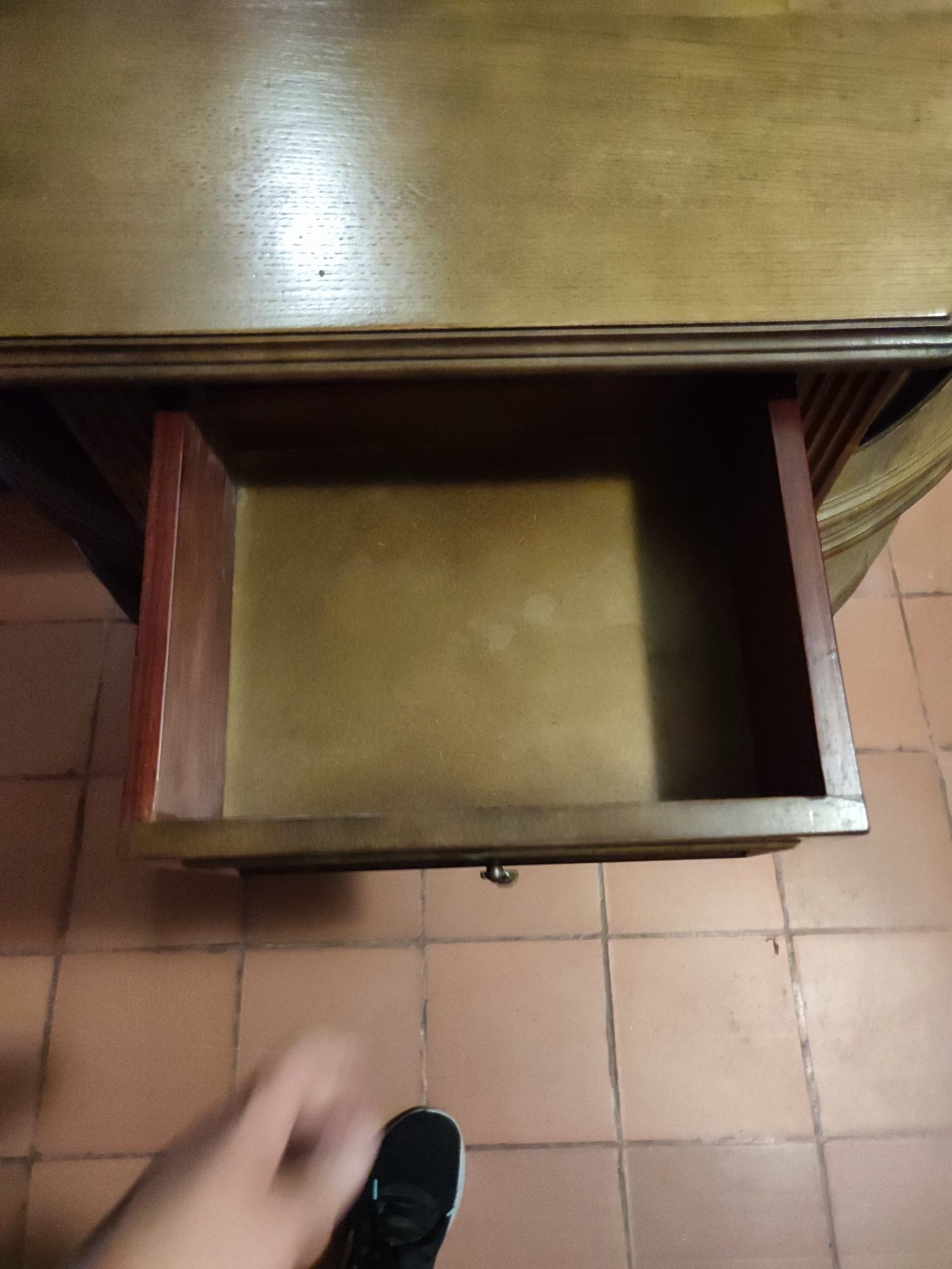 Movel de entrada, consola