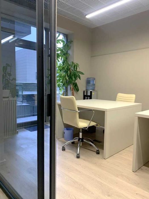 Офіс з терасою. RiverStone, Дніпровська набережна, 14в. Генератор