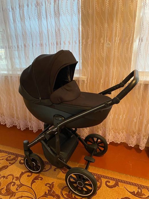Продам дитячу коляску Anex M-type