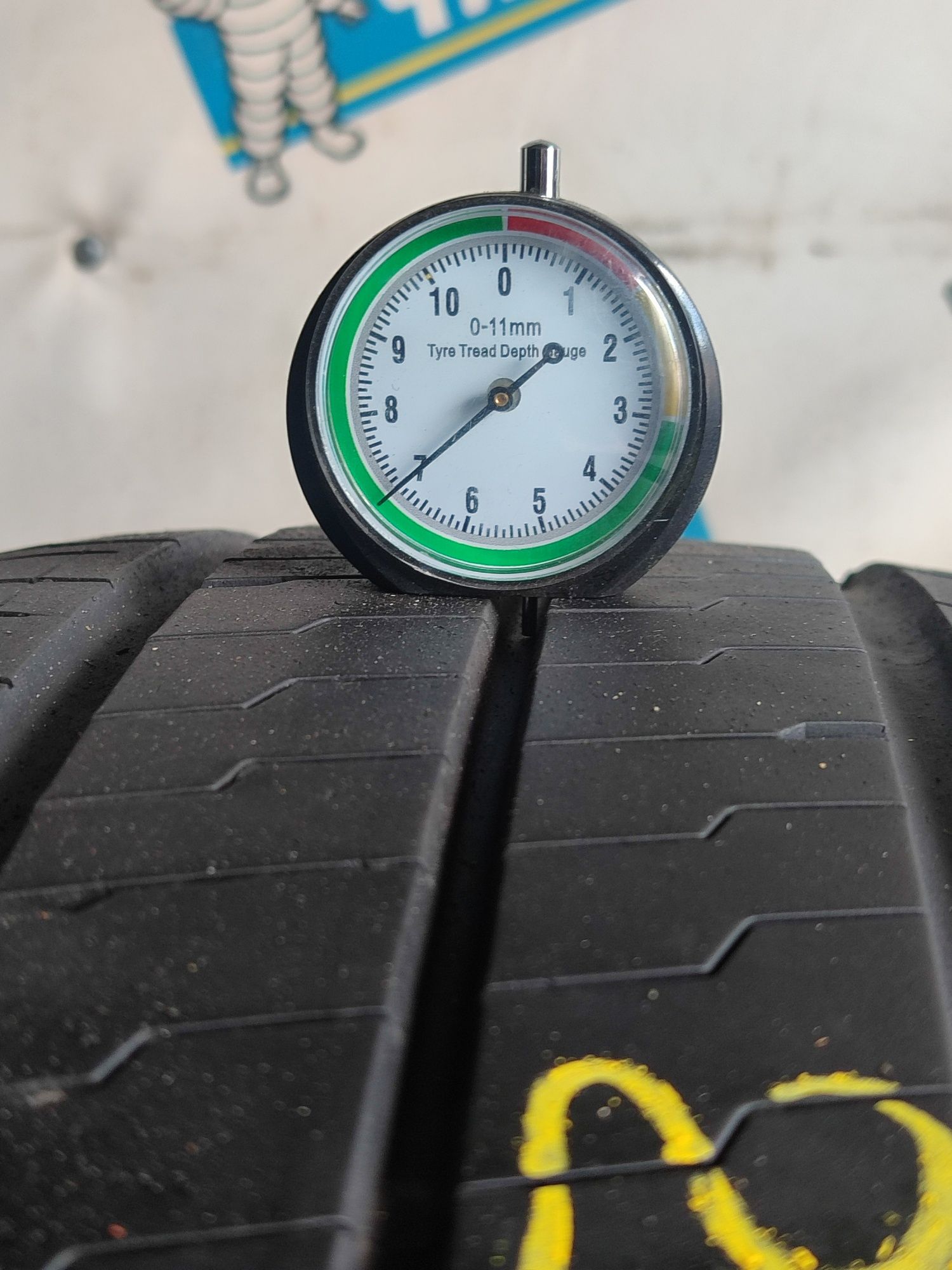 Шини continental 235/65 r16c. 22-й рік