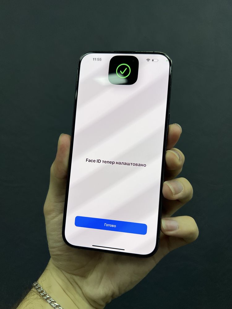 iPhone 15 Pro Max 256Gb Black Titanium Neverlock від Магазину