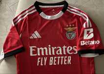 Camisola principal do Benfica 25/26